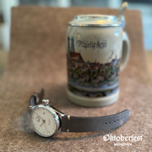 Lade das Bild in den Galerie-Viewer, Die Oktoberfest Automatik-Uhr – Tradition trifft Präzision in exklusivem Design