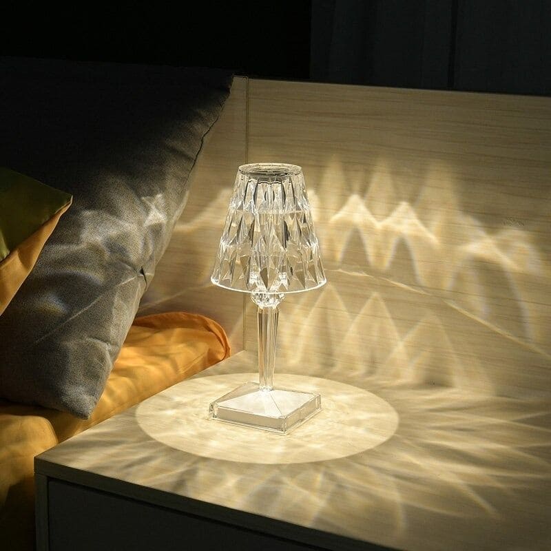 Aufladbare LED-Tischlampe aus Acrylglas