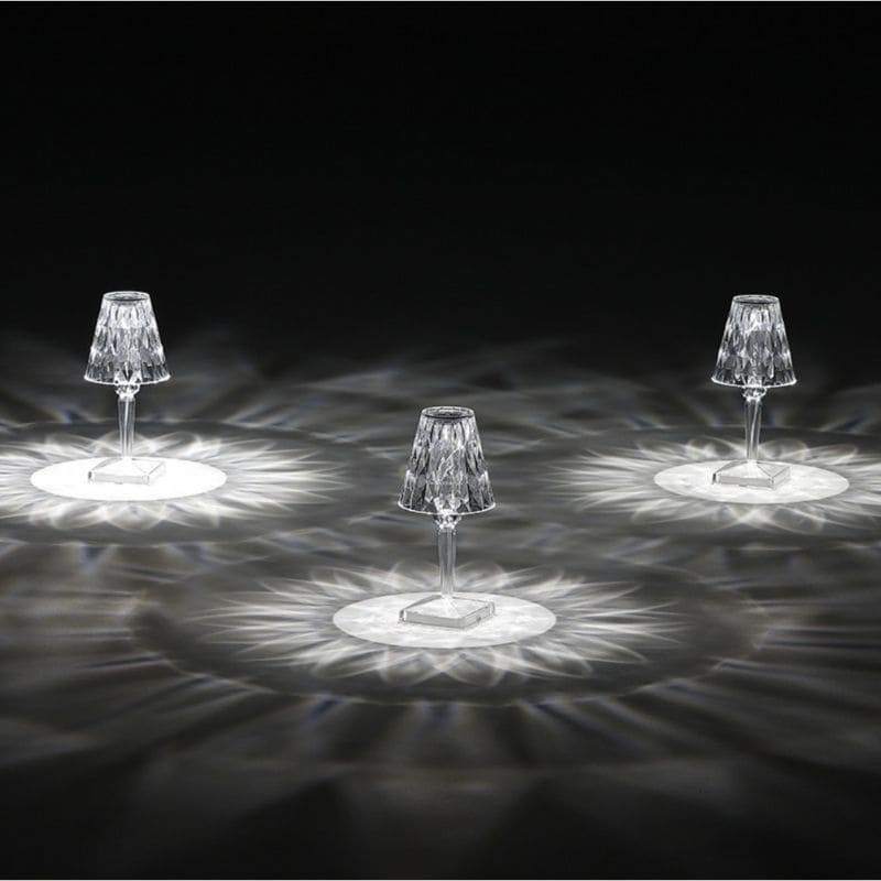 Aufladbare LED-Tischlampe aus Acrylglas