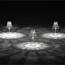 Lade das Bild in den Galerie-Viewer, Aufladbare LED-Tischlampe aus Acrylglas
