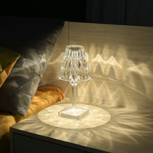 Lade das Bild in den Galerie-Viewer, Aufladbare LED-Tischlampe aus Acrylglas
