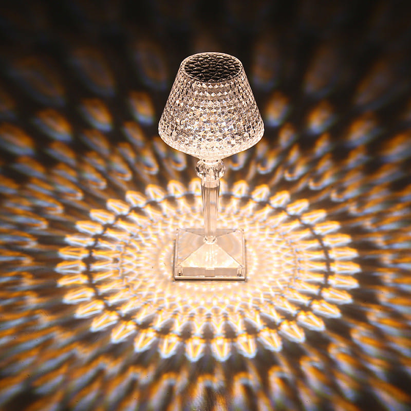 Aufladbare LED-Tischlampe aus Acrylglas-Stil
